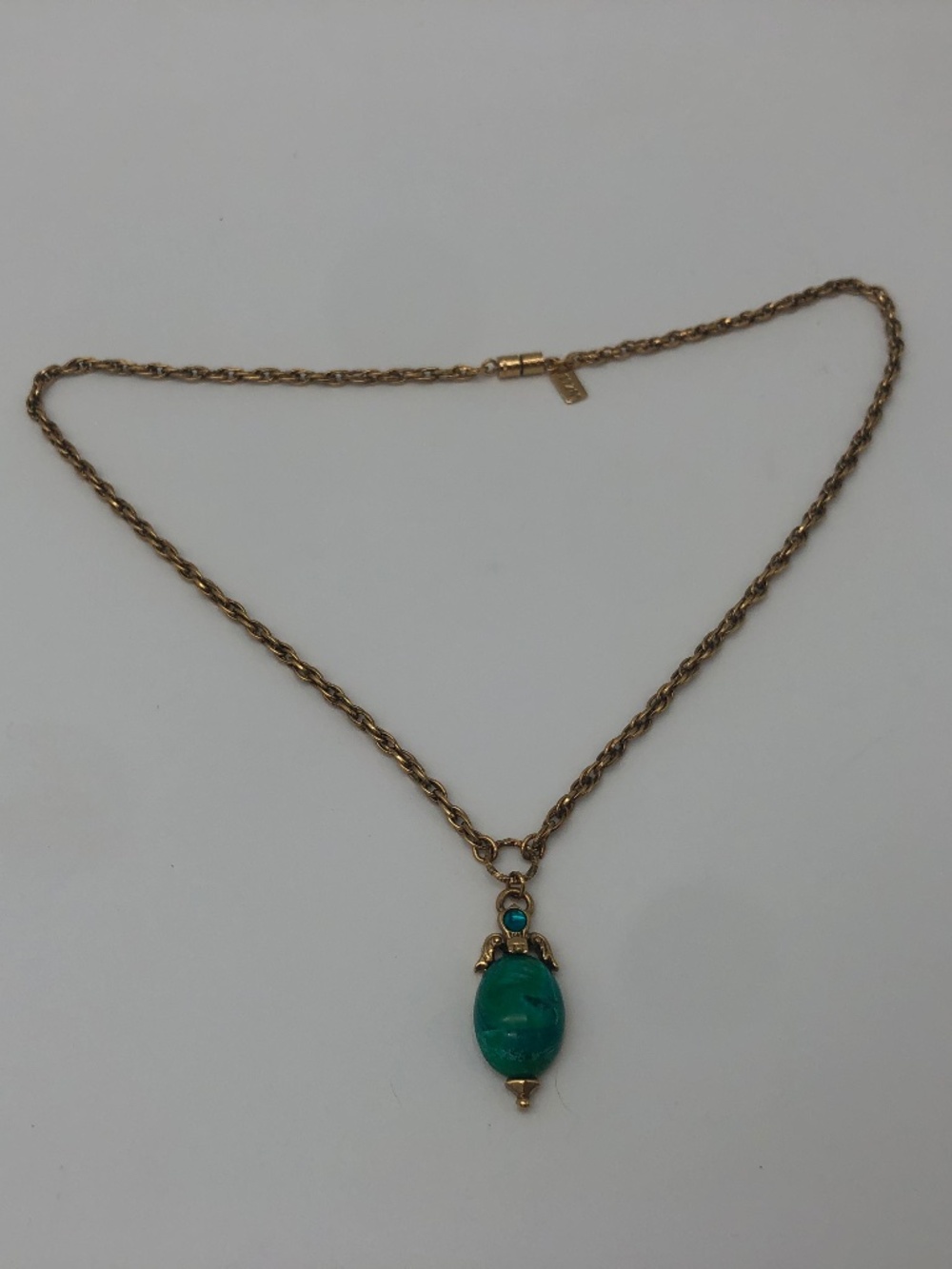 Vintage Signed 1928 Necklace Green Marbled Cabochon Edwardian Style Gold Tone